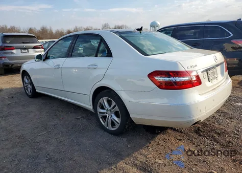 2010 Mercedes-Benz E 350 4Matic из США, поврежденный, VIN WDDHF8HB5AA262197